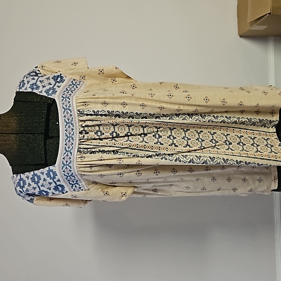 Style & Co. Tops - Style & Co size xl peach with blue/pink/teal design. Embroidery around neckline